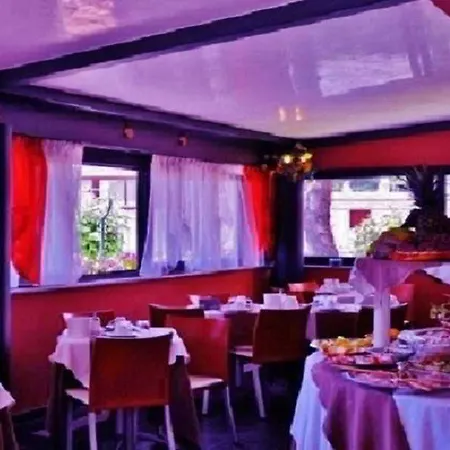 Otel Savoia